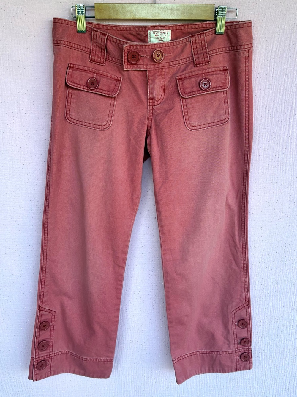 Abercrombie & Fitch Y2K Low Rise Capri Cargo Pants Size 4
